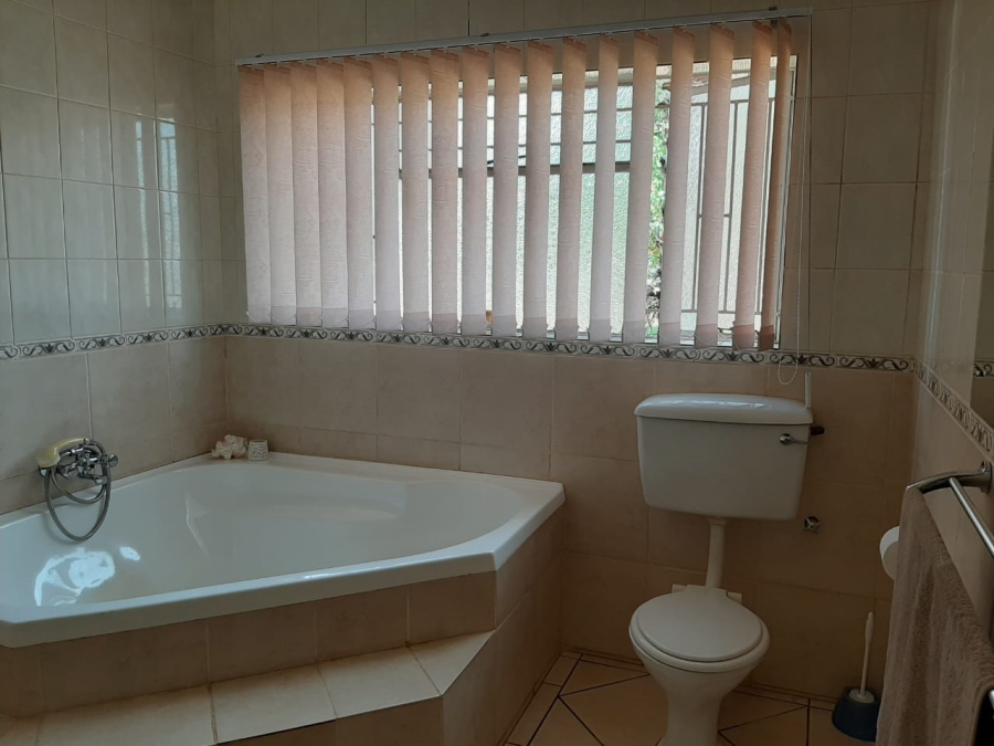 4 Bedroom Property for Sale in Christiana North West